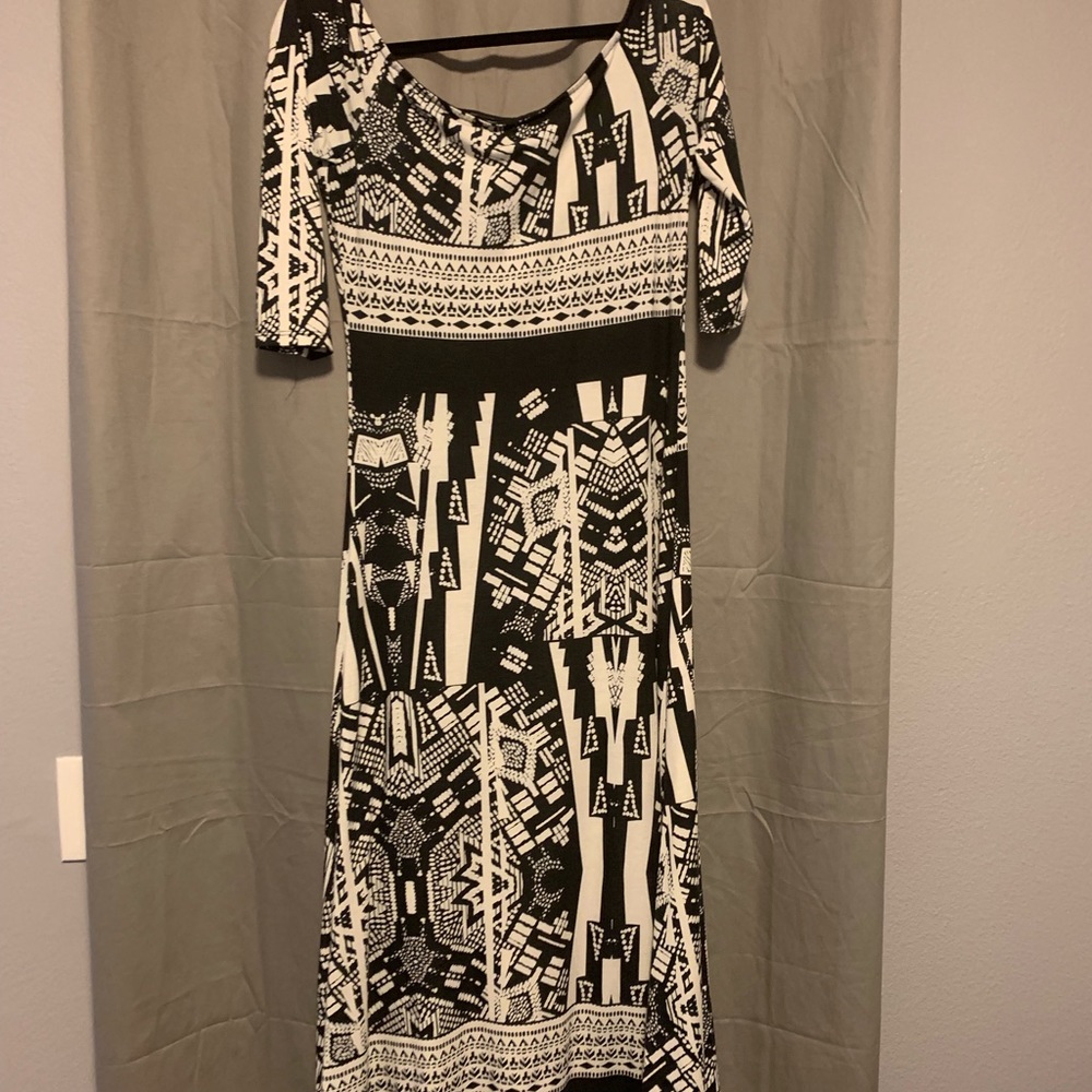 Wide neck 3/4 sleeve floor length dress